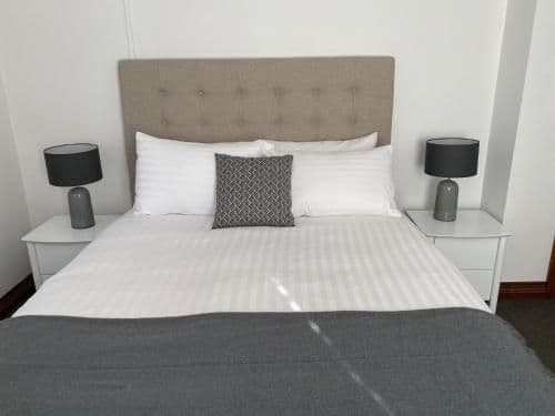 Apartment With Shared Bathroom