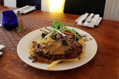 Junction Hotel Moora2
