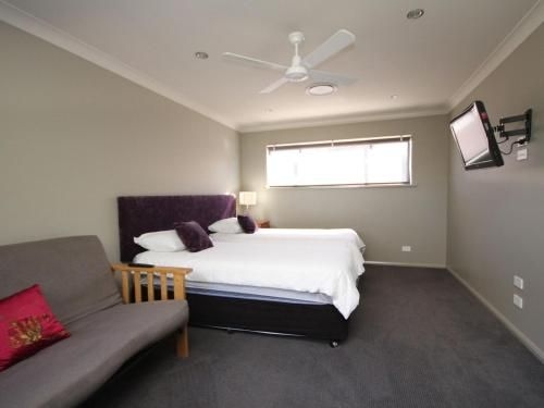 Northern Haven-3/16 David Campbell St Nh1