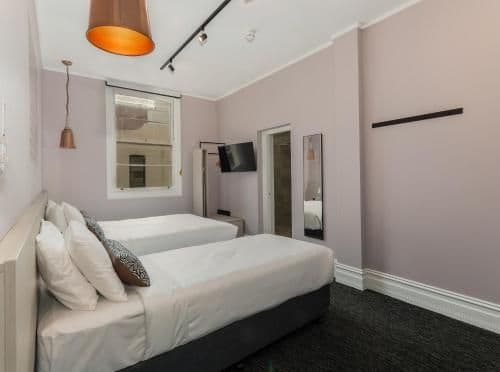 Studio Queen & Single with Free Welcome Drink For Two Guests