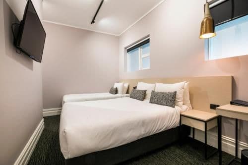 Studio Queen & Single with Free Welcome Drink For Two Guests