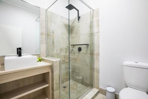 Studio Queen & Single with Free Welcome Drink For Two Guests