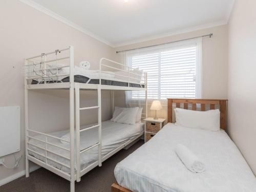 St Helena's 5 Twynam Street, Jindabyne NSW 26274