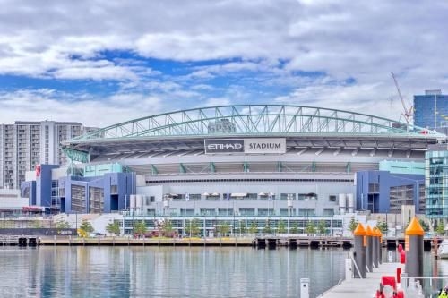 Brilliant Victoria Harbour Waterfront LVII2