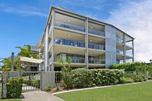 On the Bay Apartments0