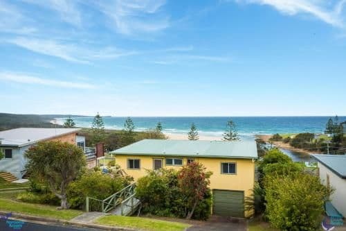 Three-Bedroom Holiday Home