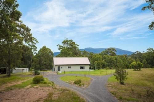 Bush Retreat With Private Pool2