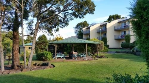 Shearwater Resort3
