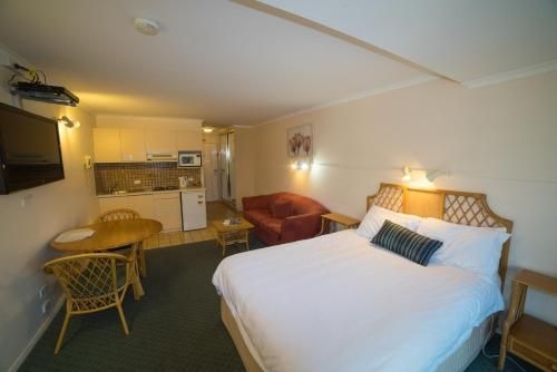 Shearwater Resort2
