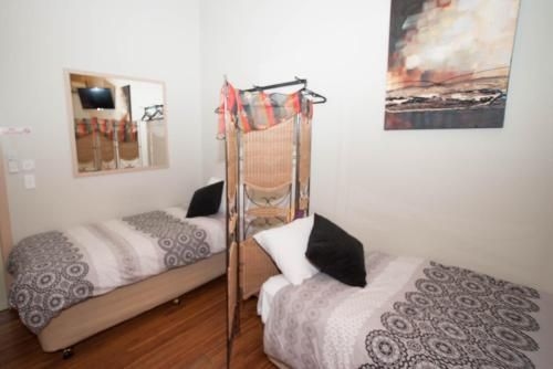 Armidale Westside Studio Apartments2
