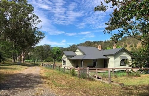 Bobby's Country Rental0