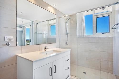 Superior Two-Bedroom Apartment with Aircon & Ocean View