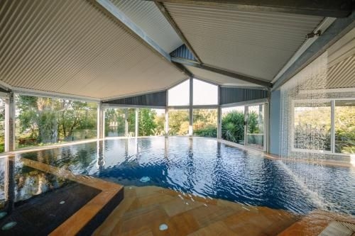 Mt Hay Retreat1