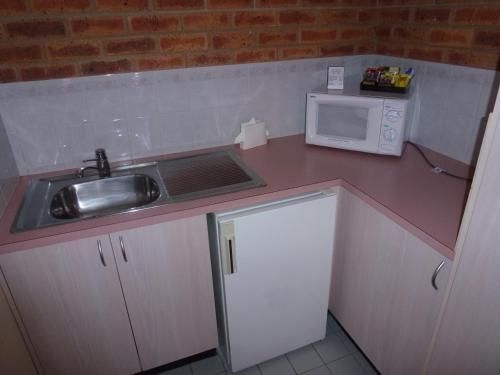 Colonial Motor Inn Bairnsdale Golden Chain Property2