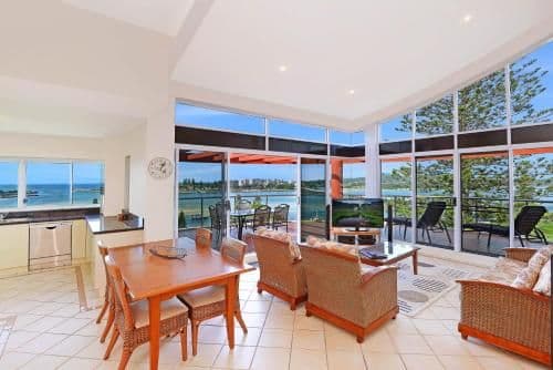 Penthouse Apartment with Water/Ocean Views