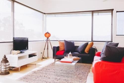 Apartment with Pool View
