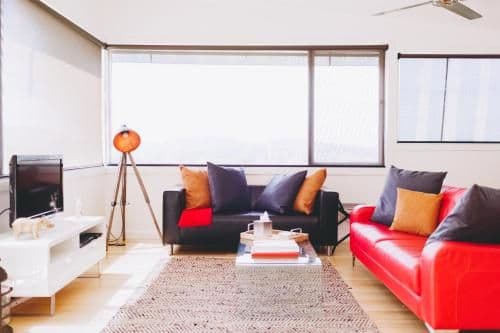 Apartment with Pool View