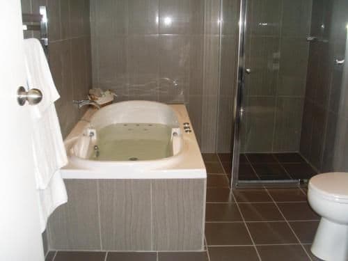 Executive Room with Spa Bath