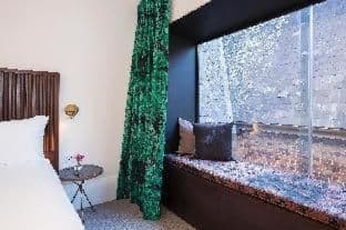 Room #382265920