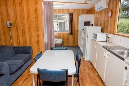 Economy Studio Cabin - Pet Friendly