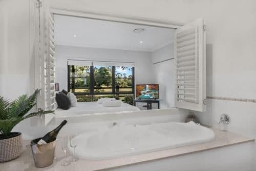 Four-Bedroom Holiday Home