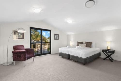 Four-Bedroom Holiday Home