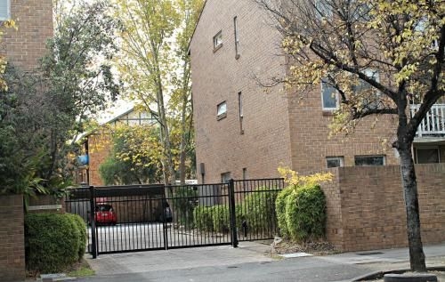 Adelaide Dress Circle Apartments - Archer Street2