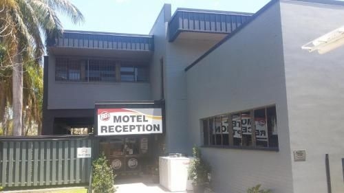 Rocky Glen Hotel Motel Gladstone2