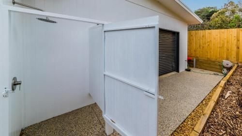Sweeping Views - Free Wifi & Netflix - Pet Friendly (Outside Only)2