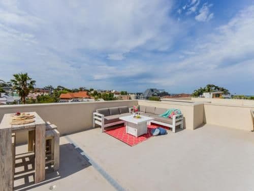 Apartment with Terrace