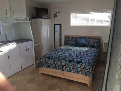 Cabin must use Shared Bathroom - Berth 4