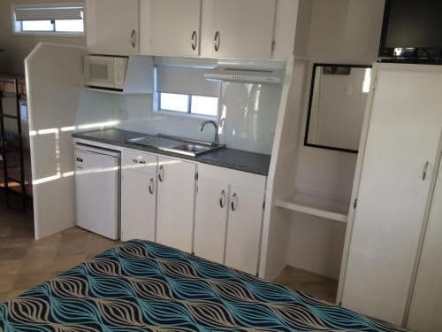 Cabin must use Shared Bathroom - Berth 4