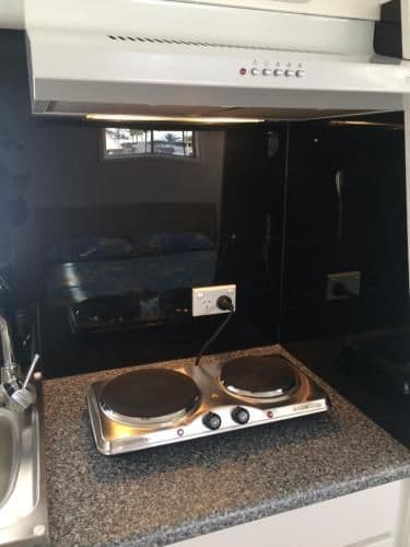 Cabin must use Shared Bathroom - Berth 4