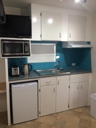 One-Bedroom Cabin must use Shared Bathroom - Berth 6