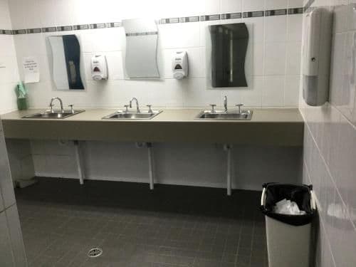 Cabin must use Shared Bathroom - Berth 4