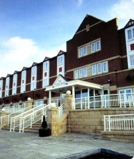 Village Coventry - Hotel & Leisure Club1