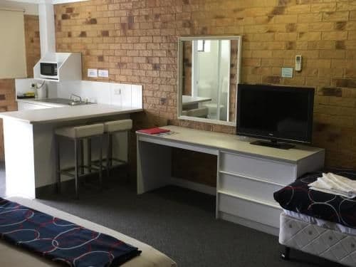 Twin Room with Kitchenette