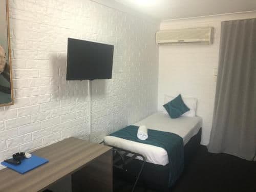 Twin Room with Kitchenette