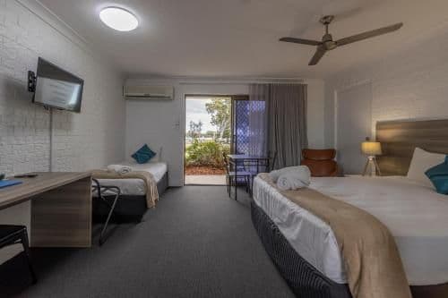 Twin Room with Kitchenette