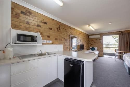 Twin Room with Kitchenette