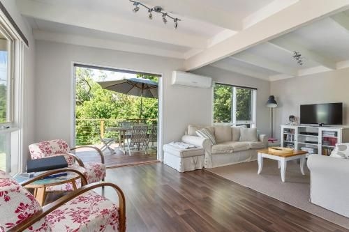 Blairgowrie Bella - Light Filled Home with Great Deck0