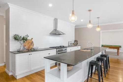 Four-Bedroom Holiday Home