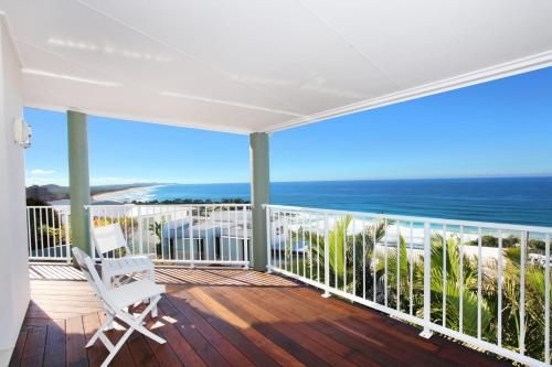 10 Mona Vista Crt, Coolum Beach, Views, Wifi, Pet Friendly0