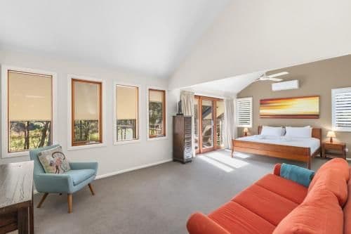 Four-Bedroom Holiday Home