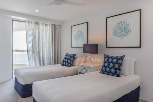 Luxury Two-Bedroom Apartment - Water Front