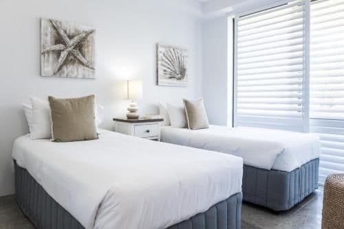 Deluxe Two-Bedroom Apartment with Garden View