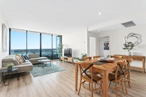 Waterfront Melbourne Apartments4