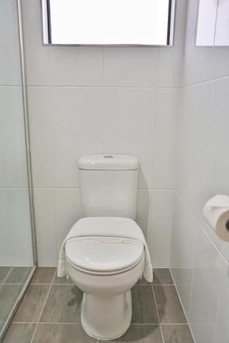 Deluxe Queen Suite