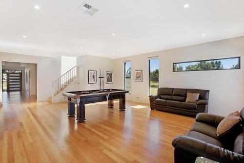 Five-Bedroom Holiday Home