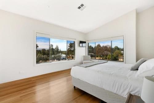 Five-Bedroom Holiday Home